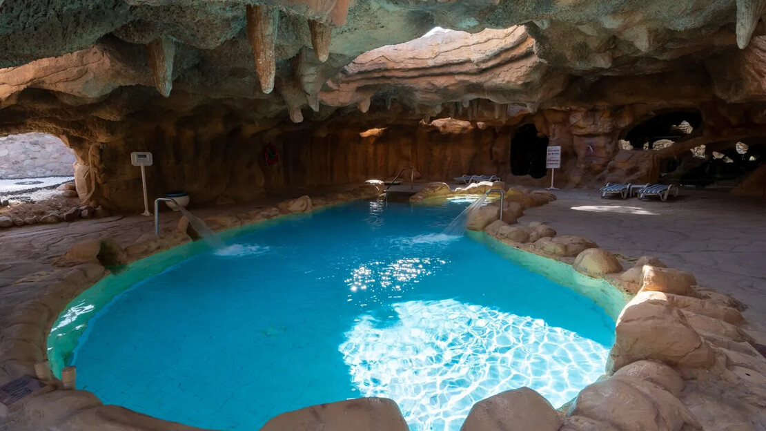 Parrotel Beach Resort